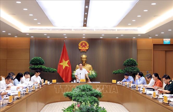 Phó thủ tướng Lê Tiến Châu chủ trì họp về 3 dự án Luật của Bộ Tư pháp. Ảnh: Tuấn Anh - TTXVN
