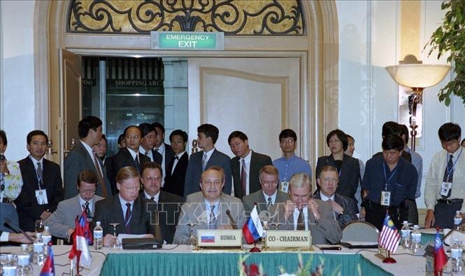 Bộ trưởng Ngoại giao Nga I.S.Ivanop đồng chủ trì phiên họp Bộ trưởng Ngoại giao ASEAN - Nga (7/2021). Ảnh: Nhan Sáng – TTXVN