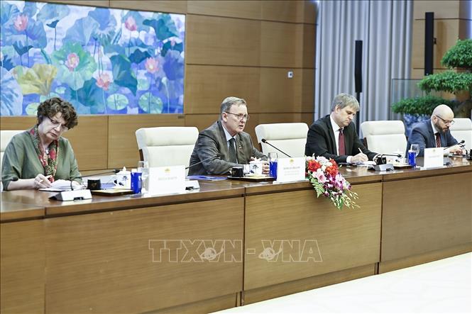Phó Chủ tịch Quốc hội Cộng hòa Liên bang Đức Bodo Ramelow phát biểu. Ảnh: Doãn Tấn - TTXVN 