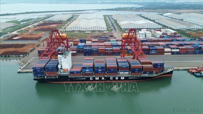 Nghị quyết số 79-NQ/TW, ngày 6/1/2026 của Bộ Chính trị về phát triển kinh tế nhà nước. Trong ảnh: Cảng Quốc tế Chu Lai (Khu kinh tế mở Chu Lai, huyện Núi Thành, tỉnh Quảng Nam) đang ngày càng khẳng định vị thế là một trong những trung tâm logistics quan trọng của khu vực miền Trung – Tây Nguyên. Ảnh: Quốc Khánh - TTXVN