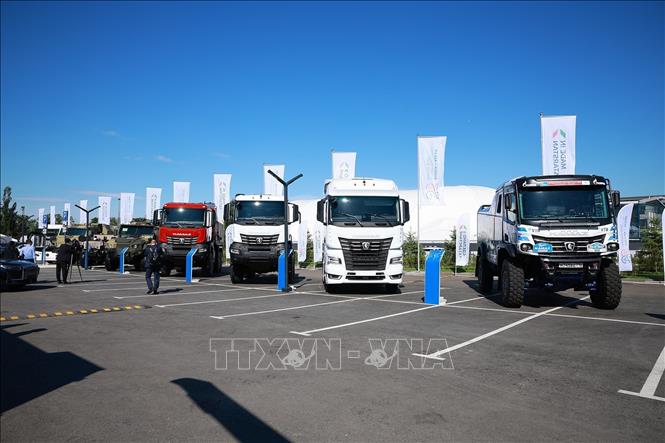 Khu trưng bày triển lãm phương tiện công nghệ cao tiềm năng kinh tế-xã hội Tatarstan. Ảnh: Dương Giang – TTXVN
