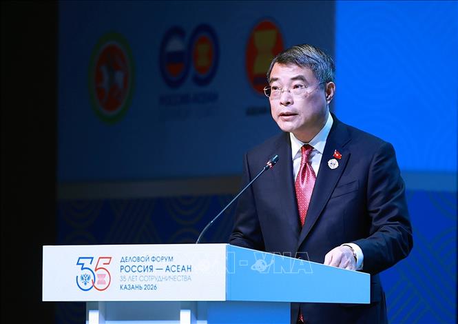 Thủ tướng Lê Minh Hưng phát biểu tại Diễn đàn Doanh nghiệp Nga-ASEAN. Ảnh: Dương Giang – TTXVN
