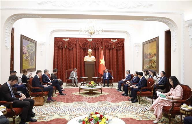 Tổng Bí thư, Chủ tịch nước Tô Lâm tiếp Phó chủ tịch Quốc hội Cộng hòa Liên bang Đức Bodo Ramelow. Ảnh: Thống Nhất – TTXVN