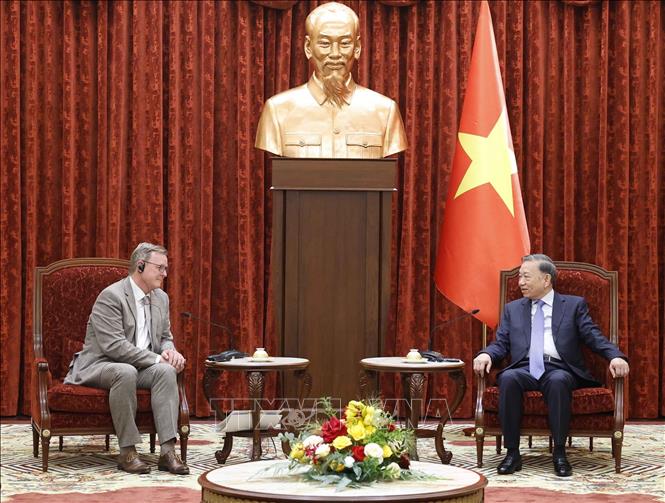 Tổng Bí thư, Chủ tịch nước Tô Lâm tiếp Phó chủ tịch Quốc hội Cộng hòa Liên bang Đức Bodo Ramelow. Ảnh: Thống Nhất – TTXVN