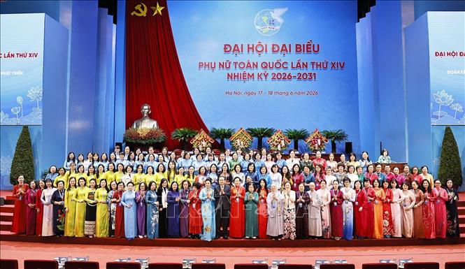 Chủ tịch Quốc hội Trần Thanh Mẫn với đại biểu dự Đại hội. Ảnh: Doãn Tấn - TTXVN
