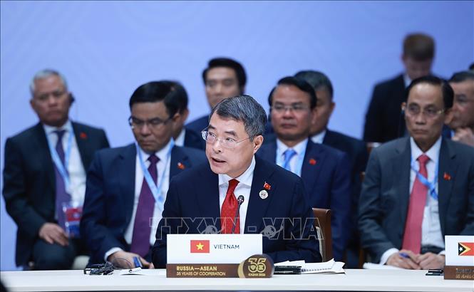 Thủ tướng Lê Minh Hưng phát biểu tại Phiên họp toàn thể Hội nghị Cấp cao Kỷ niệm 35 năm quan hệ ASEAN-Nga. Ảnh: Dương Giang – TTXVN