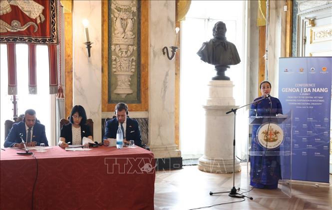 Tại sự kiện, đại diện lãnh đạo 2 thành phố đều khẳng định quyết tâm tăng cường và làm sâu sắc hơn nữa quan hệ hợp tác giữa hai địa phương. Ảnh: TTXVN phát