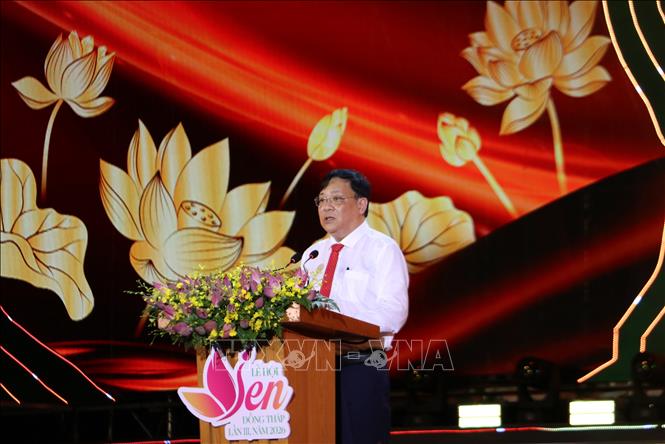 Ông Phạm Thành Ngại, Chủ tịch UBND tỉnh Đồng Tháp phát biểu. Ảnh: Hồng Thái - TTXVN