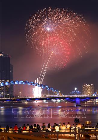 Màn trình diễn pháo hoa của đội Ma Cao (Trung Quốc). Ảnh: Trần Lê Lâm - TTXVN