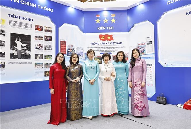 Các đại biểu TTXVN dự Lễ trao Giải Báo chí Quốc gia lần thứ XX - năm 2025. Ảnh: Doãn Tấn - TTXVN