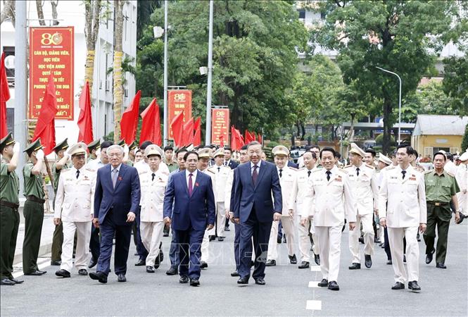 Tổng Bí thư, Chủ tịch nước Tô Lâm và các đại biểu tham dự Lễ kỷ niệm. Ảnh: Thống Nhất – TTXVN