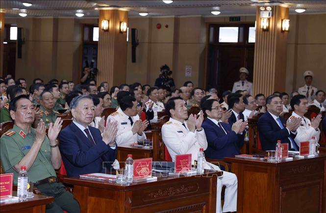 Tổng Bí thư, Chủ tịch nước Tô Lâm và các đại biểu dự Lễ kỷ niệm 80 năm Ngày truyền thống Học viện An ninh nhân dân. Ảnh: Thống Nhất – TTXVN