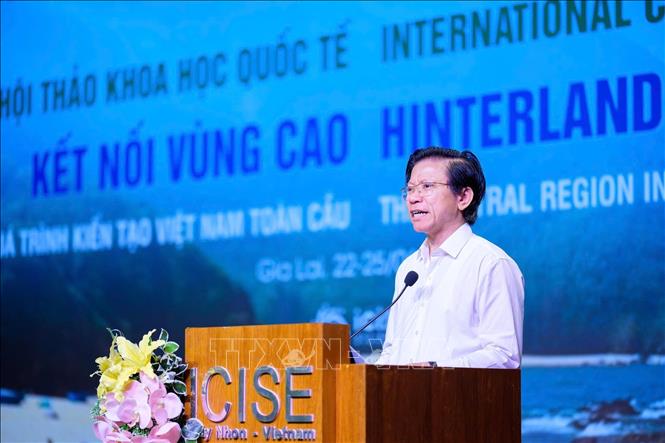 GS. Hoàng Anh Tuấn, Hiệu trưởng Trường Đại học Khoa học Xã hội và Nhân văn (Đại học Quốc gia Hà Nội), phát biểu. Ảnh: Sỹ Thắng - TTXVN