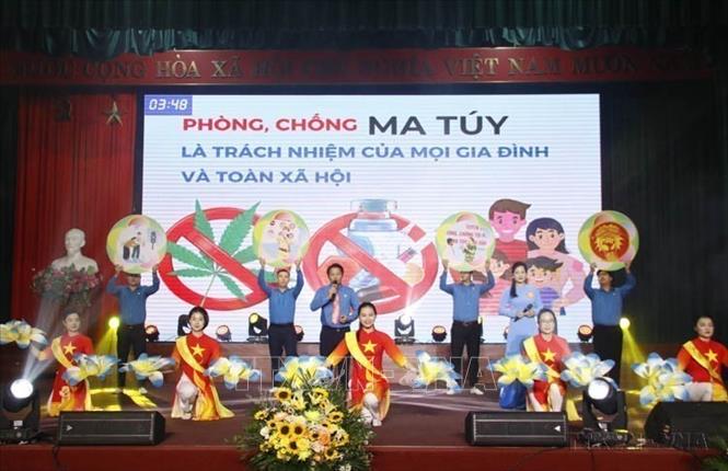 Tuyên truyền về phòng chống ma túy tại Hội thi tuyên truyền pháp luật về trật tự an toàn giao thông và phòng, chống ma túy năm 2024. Ảnh: Đồng Thúy - TTXVN