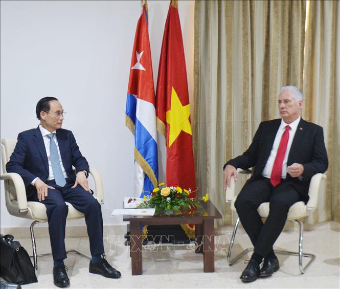 Bí thư thứ Nhất Ban Chấp hành Trung ương Đảng Cuba, Chủ tịch Miguel Díaz-Canel Bermúdez trân trọng tình đoàn kết hữu nghị của nhân dân Việt Nam. Ảnh: Việt Hùng - PV TTXVN tại Cuba
