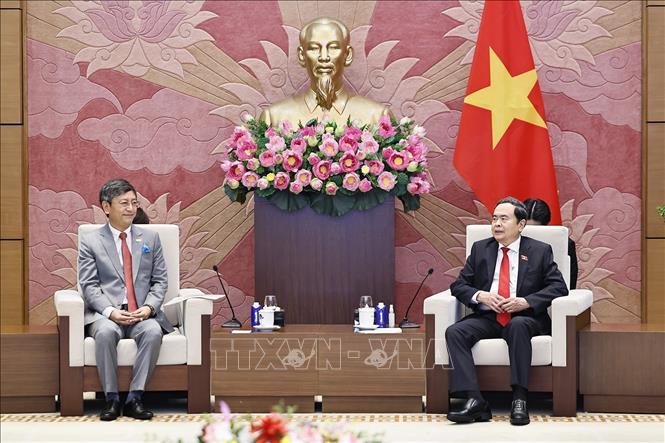 Chủ tịch Quốc hội Trần Thanh Mẫn tiếp Đại sứ Đặc mệnh toàn quyền Cộng hòa Ấn Độ tại Việt Nam Tshering W. Sherpa. Ảnh: Doãn Tấn - TTXVN