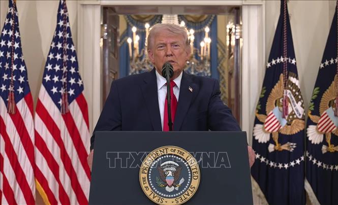 Tổng thống Mỹ Donald Trump trong bài phát biểu được phát toàn quốc, tại Washington DC. Ảnh: THX/TTXVN