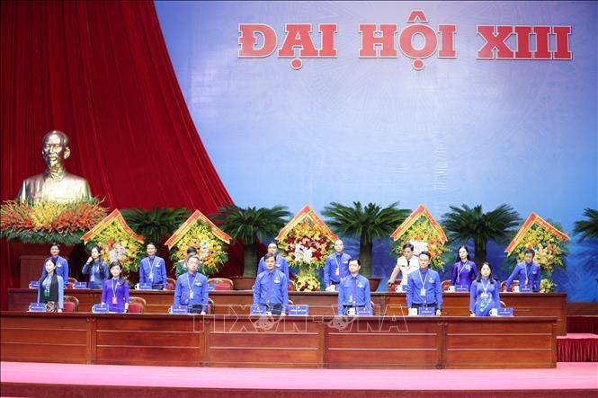 Đoàn Chủ tịch điều hành phiên trọng thể. Ảnh: Minh Đức - TTXVN
