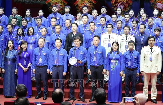 Ban Chấp hành, Ban Thường vụ, Ban Bí thư Trung ương Đoàn khóa XIII, nhiệm kỳ 2026 - 2031 ra mắt Đại hội, đồng chí Bí thư thứ nhất Ban Chấp hành Trung ương Đoàn khóa XIII Bùi Quang Huy thay mặt Ban Chấp hành phát biểu nhận nhiệm vụ. Ảnh: Minh Đức - TTXVN
