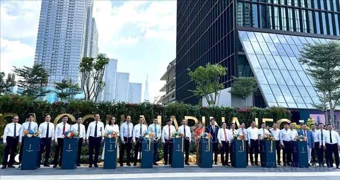 Lễ khánh thành và ra mắt Tòa tháp Saigon Marina International Financial Centre (Saigon Marina IFC). Đây là một trong 80 công trình trọng điểm được khánh thành, khởi công chào mừng 80 năm Quốc khánh nước Cộng hòa Xã hội Chủ nghĩa Việt Nam (2/9/1945 – 2/9/2025), đồng thời đánh dấu cột mốc khởi đầu cho tiến trình xây dựng Trung tâm Tài chính Quốc tế tại TP. Hồ Chí Minh. Ảnh: TTXVN