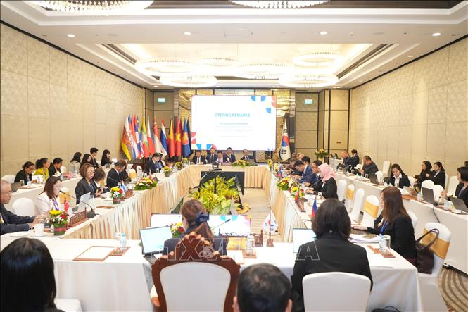 Quang cảnh Hội nghị Ủy ban Hợp tác về Khoa học, Công nghệ và Đổi mới sáng tạo ASEAN - Hàn Quốc lần thứ 7 (AKJSTIC-7). Ảnh: Văn Phiên - PV TTXVN tại Lào