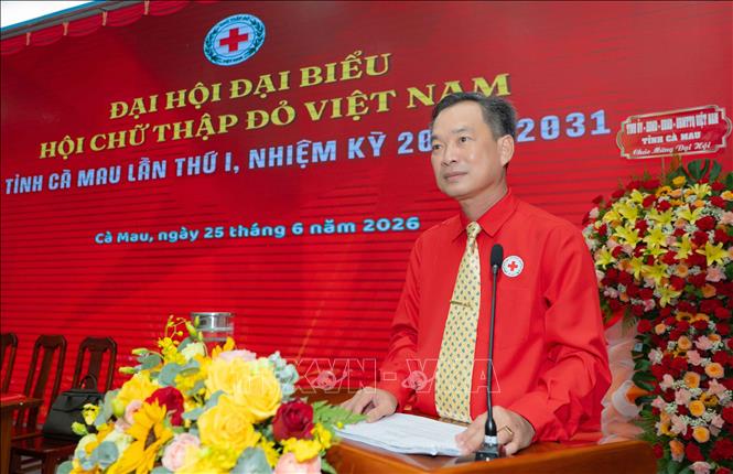 Ông Nguyễn Văn Khởi được bầu giữ chức Chủ tịch Hội Chữ thập đỏ tỉnh Cà Mau khoá I, nhiệm kỳ 2026-2031, phát biểu tại đại hội. Ảnh: Huỳnh Anh - TTXVN