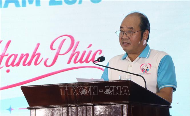 Ông Nguyễn Văn Mạnh, Phó Chủ tịch UBND thành phố Huế, phát biểu tại buổi lễ. Ảnh: Văn Dũng - TTXVN