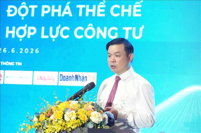 Ông Đỗ Hữu Huy, Chủ tịch UBND tỉnh Đắk Lắk, phát biểu tại diễn đàn. Ảnh: Tuấn Anh – TTXVN