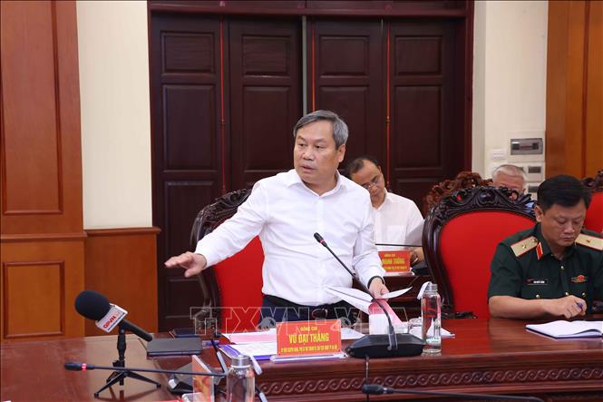 Đồng chí Vũ Đại Thắng, Ủy viên Trung ương Đảng, Phó Bí thư Thành ủy, Chủ tịch Ủy ban nhân dân thành phố Hà Nội phát biểu. Ảnh: Văn Điệp - TTXVN