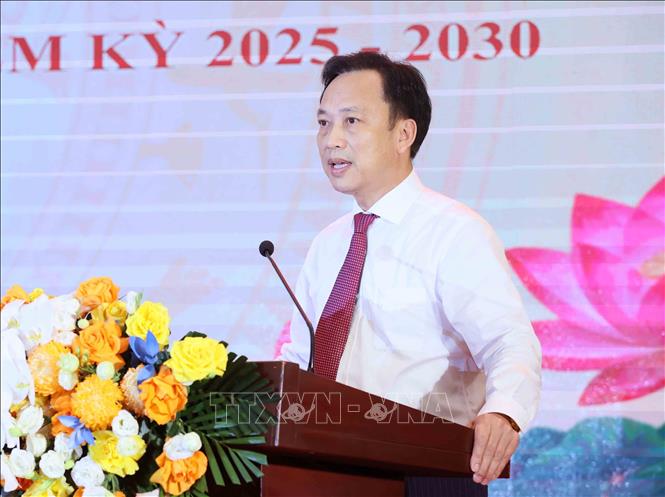Đồng chí Lại Xuân Lâm, Phó Bí thư Đảng ủy Chính phủ, Trưởng Ban Tổ chức Hội thi phát biểu. Ảnh: An Đăng - TTXVN

