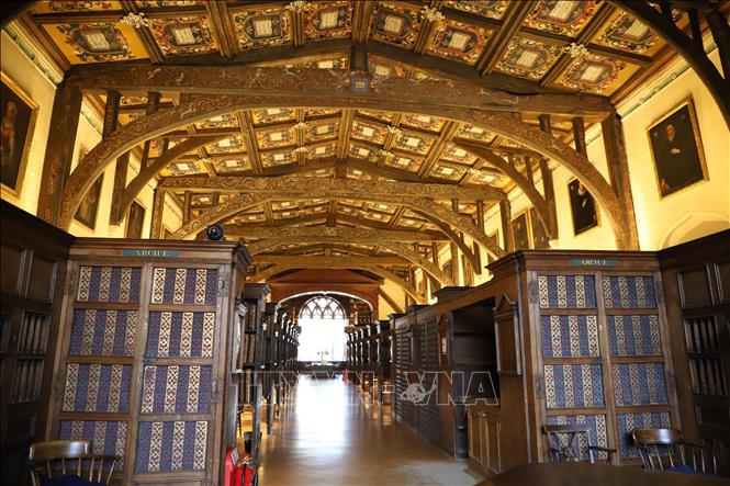 Một góc của thư viện cổ của Đại học Oxford (Bodleian Library). Ảnh: Hữu Tiến - PV TTXVN tại Anh