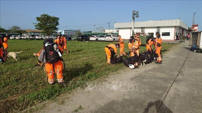 Các lực lượng quốc tế lên đường hỗ trợ khắc phục hậu quả động đất ở Venezuela. Ảnh: Phi Hùng - PV TTXVN tại Venezuela