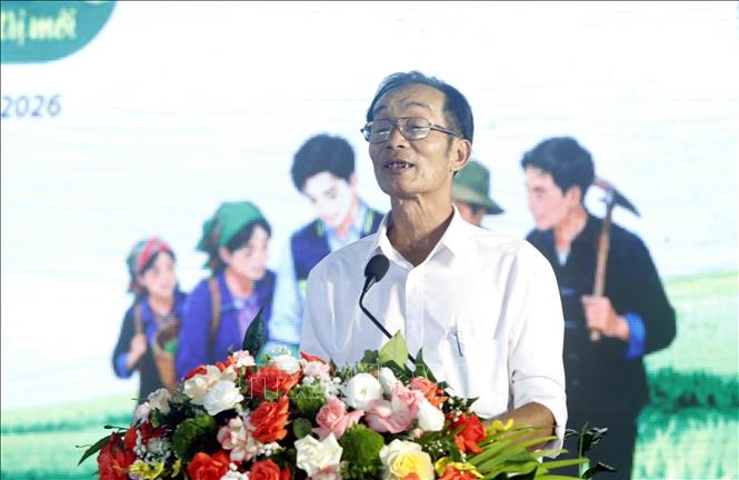Giám đốc Hợp tác xã cà phê Bích Thao (Sơn La) Nguyễn Xuân Thao phát biểu. Ảnh: Quang Quyết - TTXVN