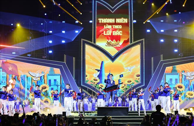 Các tiết mục văn nghệ đặc sắc Concert Thanh Xuân chào mừng thành công Đại hội Đoàn toàn quốc lần thứ XIII. Ảnh: Minh Đức - TTXVN

