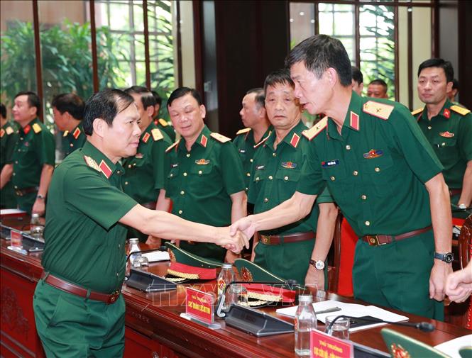 Đại tướng Nguyễn Tân Cương, Ủy viên Trung ương Đảng, Tổng Tham mưu trưởng QĐND Việt Nam, Thứ trưởng Bộ Quốc phòng và các đại biểu. Ảnh: Trọng Đức - TTXVN