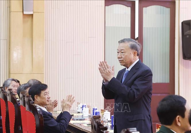 Tổng Bí thư, Chủ tịch nước Tô Lâm dự Lễ kỷ niệm 80 năm Ngày truyền thống Bộ đội Pháo binh - Tên lửa. Ảnh: Thống Nhất - TTXVN