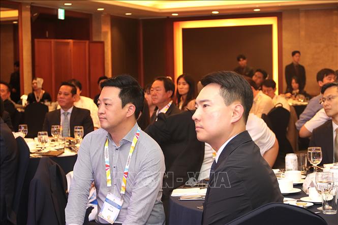 Đại diện các công ty lữ hành Hàn Quốc tham dự sự kiện. Ảnh: Khánh Vân - TTXVN tại Hàn Quốc