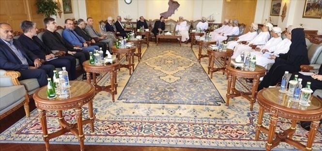 Phái đoàn Iran và Oman họp tại Muscat, bàn về việc quản lý eo biển Hormuz . Ảnh: IRNA/TTXVN phát