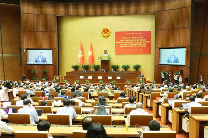 Hội nghị toàn quốc sơ kết 1 năm 6 tháng thực hiện Nghị quyết số 57-NQ/TW tại điểm cầu Trung tâm - Hội trường Diên Hồng, Nhà Quốc hội (Hà Nội). Ảnh: Phương Hoa - TTXVN