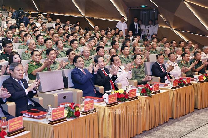 Chủ tịch Quốc hội Trần Thanh Mẫn và đại biểu dự Lễ kỷ niệm. Ảnh: Doãn Tấn - TTXVN