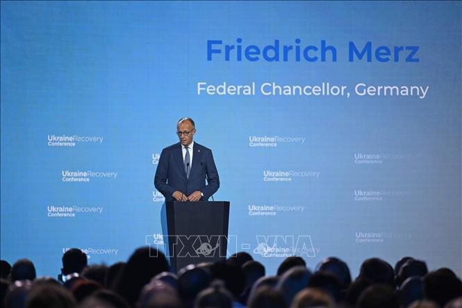 Thủ tướng Đức Friedrich Merz phát biểu tại một hội nghị ở Gdansk, Ba Lan ngày 25/6/2026. Ảnh: PAP/TTXVN