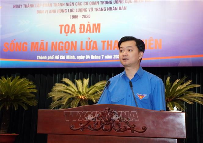 Anh Nguyễn Minh Triết, Bí thư Thường trực Trung ương Đoàn phát biểu tại toạ đàm 