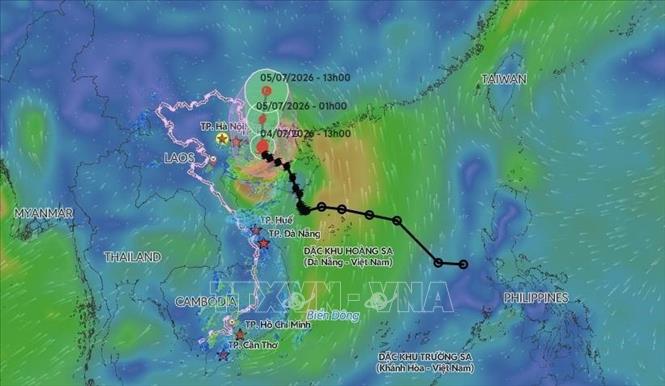 Hướng di chuyển của bão số 1 lúc 14 giờ ngày 04/7. Ảnh: TTXVN phát