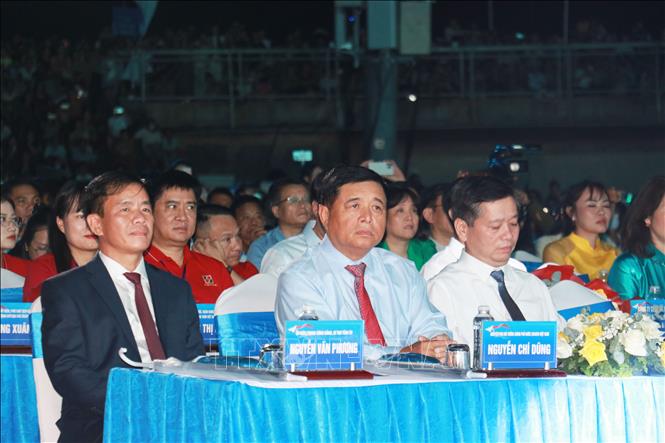 Đại biểu tham dự lễ khai mạc. Ảnh: Tường Vi - TTXVN. 