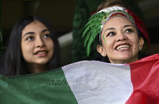 Cổ động viên đội tuyển Mexico. Ảnh: THX/TTXVN phát