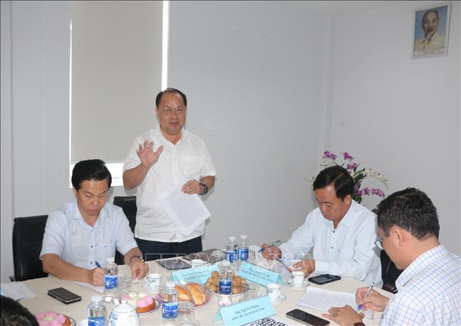 Ông Nguyễn Phương Bắc, Giám đốc Sở Khoa học  - Công nghệ tỉnh Cà Mau phát biểu thảo luận tại buổi làm việc. Ảnh: Tuấn Kiệt – TTXVN