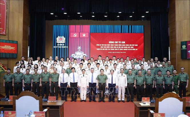 Tổng Bí thư, Chủ tịch nước Tô Lâm và các đại biểu. Ảnh: Thống Nhất – TTXVN