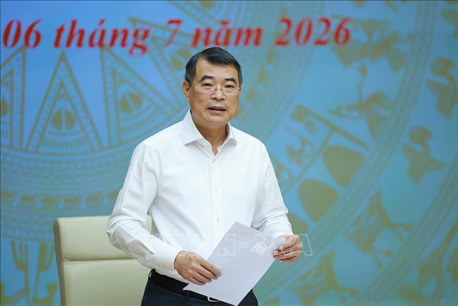 Thủ tướng Lê Minh Hưng, Chủ tịch Hội đồng Thi đua - Khen thưởng Trung ương chủ trì Phiên họp lần thứ hai. Ảnh: Dương Giang - TTXVN
