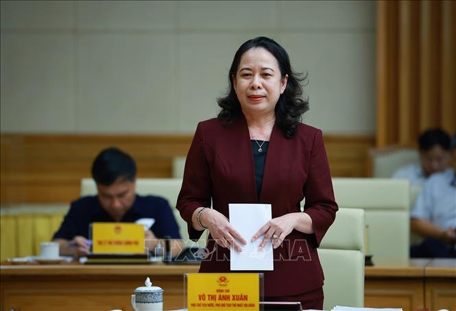Phó Chủ tịch nước Võ Thị Ánh Xuân, Phó Chủ tịch Thứ nhất Hội đồng Thi đua - Khen thưởng Trung ương phát biểu. Ảnh: Dương Giang – TTXVN 