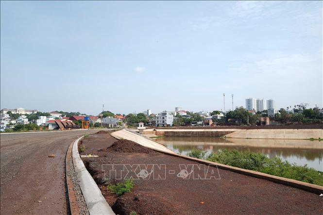 Hồ thủy lợi Ea Tam là dự án trọng điểm của tỉnh Đắk Lắk nhưng chậm tiến độ kéo dài. Ảnh: Tuấn Anh – TTXVN